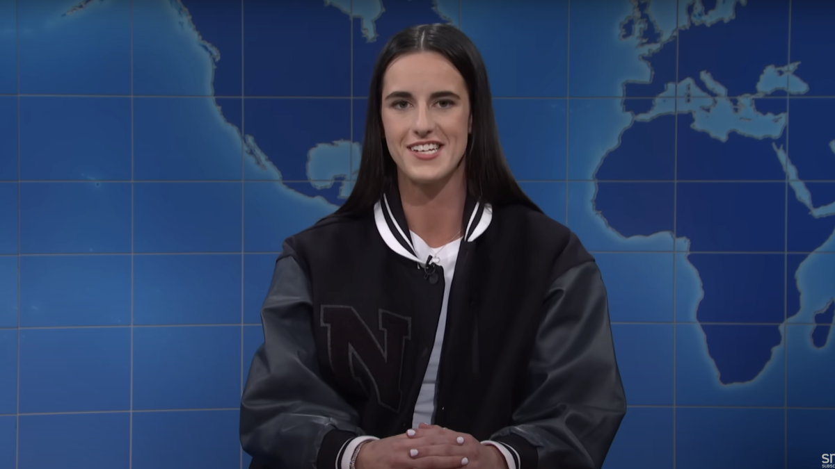 Caitlin Clark roasts Michael Che in hilarious ‘Weekend Update